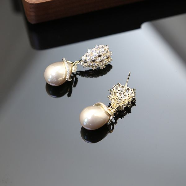 silver needle zircon inlaid droplet pearl earrings for women french light luxury retro style earrings new earrings professional design by fa, Golden
silver needle zircon inlaid droplet pearl earrings for women french light luxury retro style earrings new earrings professional design by fa, Golden