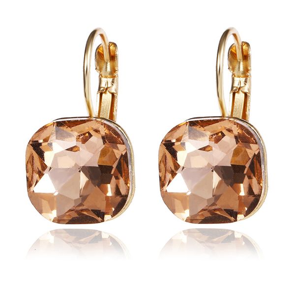 stud fashion gold color square stud earrings white pink blue green purple austrian crystal earring for women jewelry 230808, Golden;silver
stud fashion gold color square stud earrings white pink blue green purple austrian crystal earring for women jewelry 230808, Golden;silver