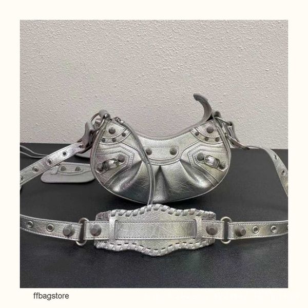rivet cagole family evening 2023 designer bag single girl b cool bags locomotive le neocagole shoulder oblique straddle women's 3-in-1
rivet cagole family evening 2023 designer bag single girl b cool bags locomotive le neocagole shoulder oblique straddle women's 3-in-1