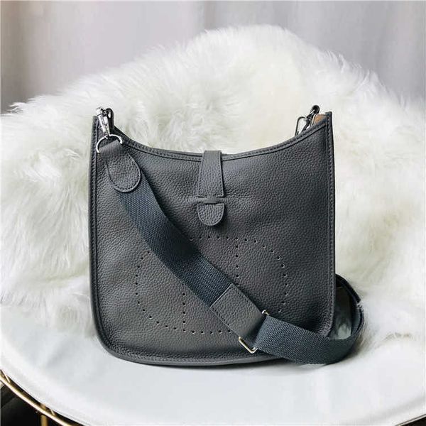 designer h home bag evelynn new fashion 2023 cowhide cutout perforated casual women's bag with one shoulder slant across evelynns jxg6
designer h home bag evelynn new fashion 2023 cowhide cutout perforated casual women's bag with one shoulder slant across evelynns jxg6