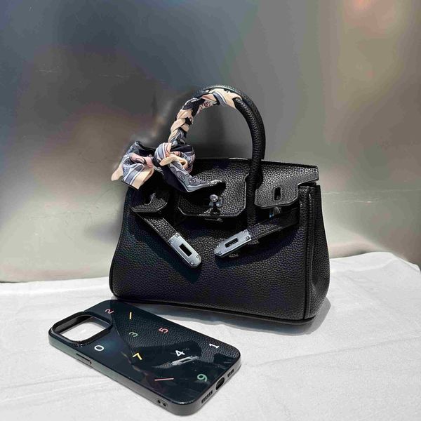h ermes brikis's handbags wholesale 2023 new fashion crossbody bag women's white portable with real logo
h ermes brikis's handbags wholesale 2023 new fashion crossbody bag women's white portable with real logo