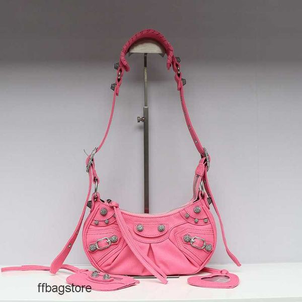 cagole motorcycle evening bags le cool designer neocagole 23 denim bag light luxurious high-end girl feeling diamond crescent female underar
cagole motorcycle evening bags le cool designer neocagole 23 denim bag light luxurious high-end girl feeling diamond crescent female underar