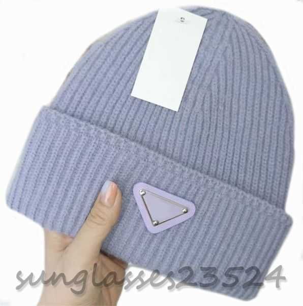 designer hat, knitted hat, luxury brand hair hat, multi-color optional, triangular logo, classic everything, autumn and winter essential, Blue;gray
designer hat, knitted hat, luxury brand hair hat, multi-color optional, triangular logo, classic everything, autumn and winter essential, Blue;gray
