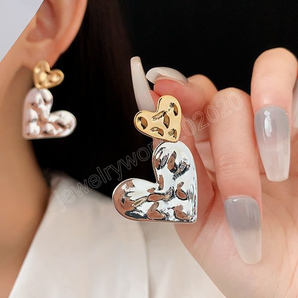 pleated metal love earrings for women personalized drop earrings simple fashion design female luxury designer jewelry, Silver
pleated metal love earrings for women personalized drop earrings simple fashion design female luxury designer jewelry, Silver