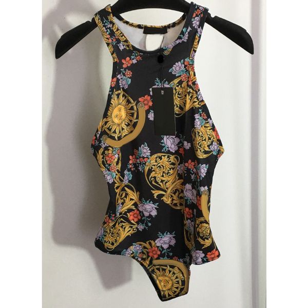 8.8 fashion vintage floral print sleeveless bikini women's swimwear swimsuit bodysuit, White;black
8.8 fashion vintage floral print sleeveless bikini women's swimwear swimsuit bodysuit, White;black