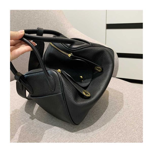 original edition h ermes lindiss evening bags for women online shop adian layer cowhide doctors bag versatile casual new genu with real logo
original edition h ermes lindiss evening bags for women online shop adian layer cowhide doctors bag versatile casual new genu with real logo