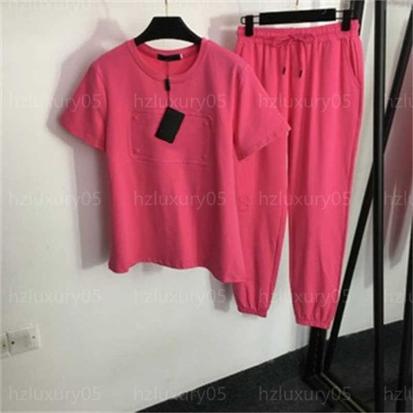 sportswear womens tracksuit sweatshirt sweatpants two piece set letter embossed short sleeve tshirt elastic waist casual pants designer trac, Gray
sportswear womens tracksuit sweatshirt sweatpants two piece set letter embossed short sleeve tshirt elastic waist casual pants designer trac, Gray