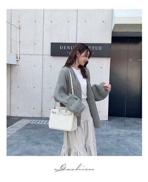 factory designer h ermes brikis's evening bags for women 25 inch bag portable shoulder crossbody super beautiful with real logo
factory designer h ermes brikis's evening bags for women 25 inch bag portable shoulder crossbody super beautiful with real logo