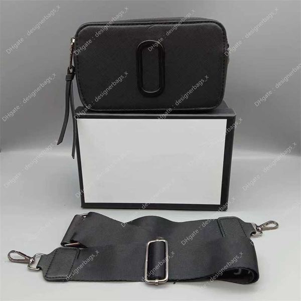 high appearance wallet designer tiktok luxury high-end small crowd square this year popular european and american camera bag new women the t
high appearance wallet designer tiktok luxury high-end small crowd square this year popular european and american camera bag new women the t