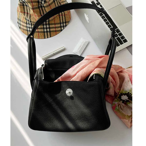 h ermes lindiss tote bags original edition online store lindy26cm genuine leather pillow doctor luggage tc layer cowhide high gra with real
h ermes lindiss tote bags original edition online store lindy26cm genuine leather pillow doctor luggage tc layer cowhide high gra with real