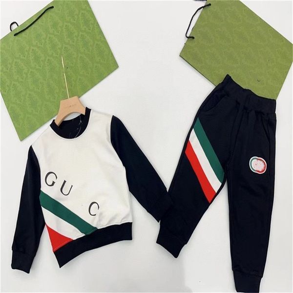 new style designer winter suit cotton brand letters high-end children's sports suit size 90cm-150cm a22, White
new style designer winter suit cotton brand letters high-end children's sports suit size 90cm-150cm a22, White