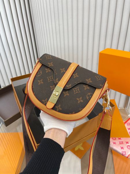 luxurys designers bags women handbags ladies designer genuine leather composite bag lady clutch bag shoulder tote female purse wallet mediev
luxurys designers bags women handbags ladies designer genuine leather composite bag lady clutch bag shoulder tote female purse wallet mediev