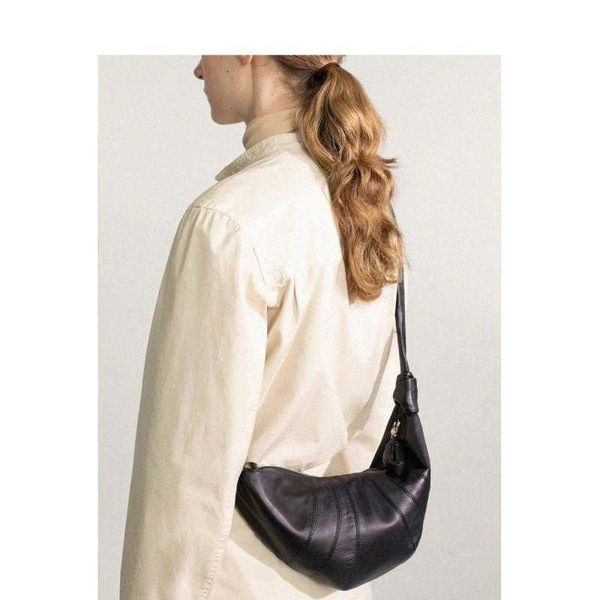 lemaire bag cow horn wrap sheepskin small popular texture songbao french fashion dumpling bag leather crossbody chest waist bag 2wyx
lemaire bag cow horn wrap sheepskin small popular texture songbao french fashion dumpling bag leather crossbody chest waist bag 2wyx