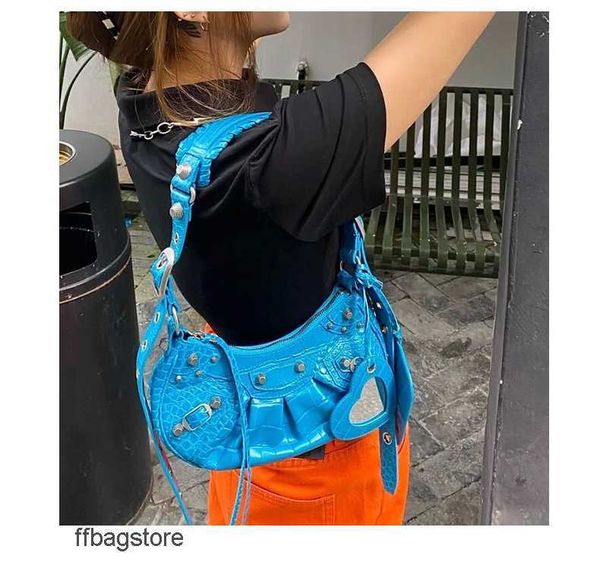 bags bag girl cool evening le cagole designer neocagole 23 crocodile locomotive 3-in-1 rivet fold crescent leather underarm women 26cm
bags bag girl cool evening le cagole designer neocagole 23 crocodile locomotive 3-in-1 rivet fold crescent leather underarm women 26cm
