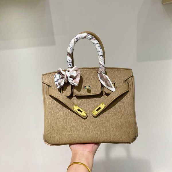 casual h ermes brikiss shoulder bags for women online store lock buckle shoulder bag with lychee pattern 20 25 30 inch temperament with real
casual h ermes brikiss shoulder bags for women online store lock buckle shoulder bag with lychee pattern 20 25 30 inch temperament with real
