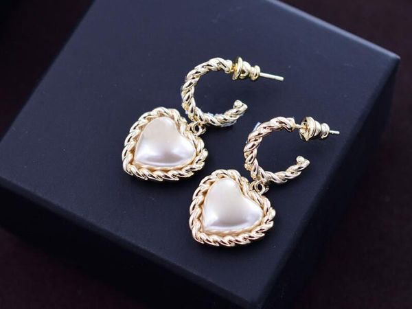 3a stud earrings cc70 earstud pendant earring iconic collection jewelry for women with dust bag box fendave, Golden;silver
3a stud earrings cc70 earstud pendant earring iconic collection jewelry for women with dust bag box fendave, Golden;silver