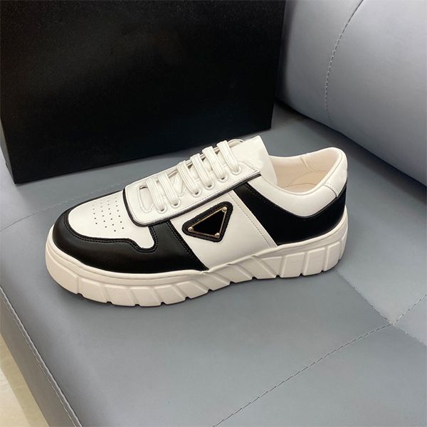 leather shoes breathable plate shoes sneakers students casual shoes trainers summer running shoes fashion men and women with the same style, Black
leather shoes breathable plate shoes sneakers students casual shoes trainers summer running shoes fashion men and women with the same style, Black