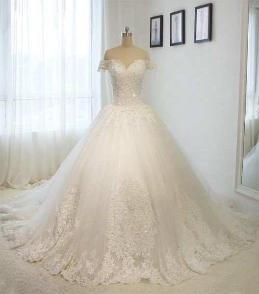 off the shoulder short sleeves luxury wedding dress long train tulle applique beaded ball gowns laceup white vintage real dress5313527
off the shoulder short sleeves luxury wedding dress long train tulle applique beaded ball gowns laceup white vintage real dress5313527