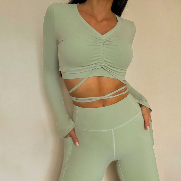 yoga suit women's drawstring jacket flared cuffs high waist abdominal shrinking yoga bell-bottoms 
yoga suit women's drawstring jacket flared cuffs high waist abdominal shrinking yoga bell-bottoms