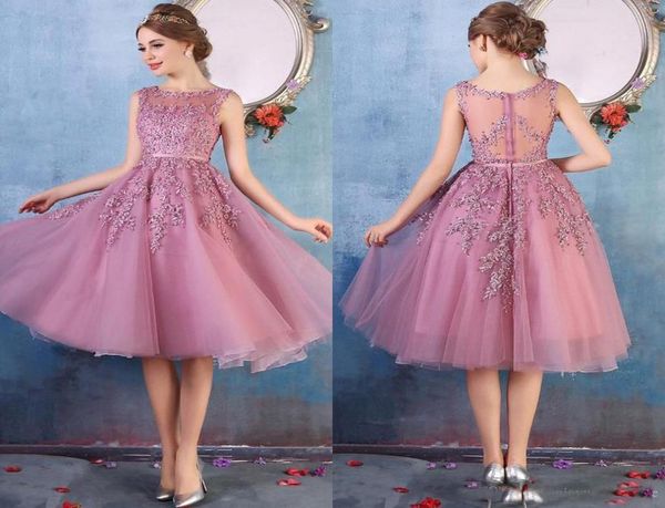 2019 little short homecoming dresses for party prom wear applique lace jewel neck knee length bridesmaid gown9021182, Blue;pink
2019 little short homecoming dresses for party prom wear applique lace jewel neck knee length bridesmaid gown9021182, Blue;pink