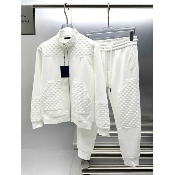 luxury designer new tracksuit mens womens sportswear sweatshirt suit sportswear coat jacket hoodie trousers, Gray
luxury designer new tracksuit mens womens sportswear sweatshirt suit sportswear coat jacket hoodie trousers, Gray