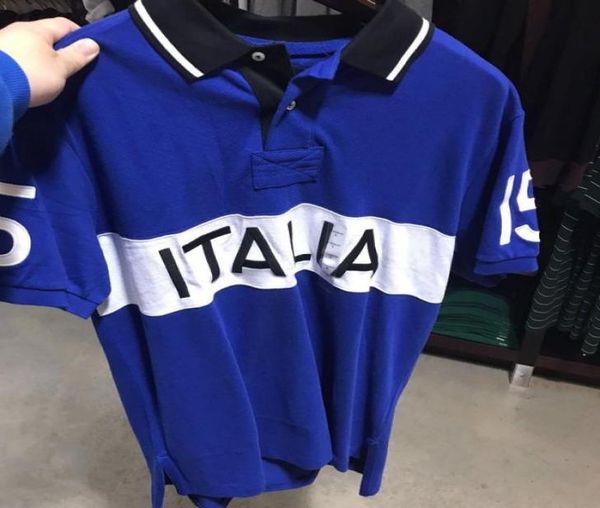 italian highquality 100 cotton italia men039s shortsleeved tshirt with embroidery technology cotton fashionable casual ts5178577, White;black
italian highquality 100 cotton italia men039s shortsleeved tshirt with embroidery technology cotton fashionable casual ts5178577, White;black