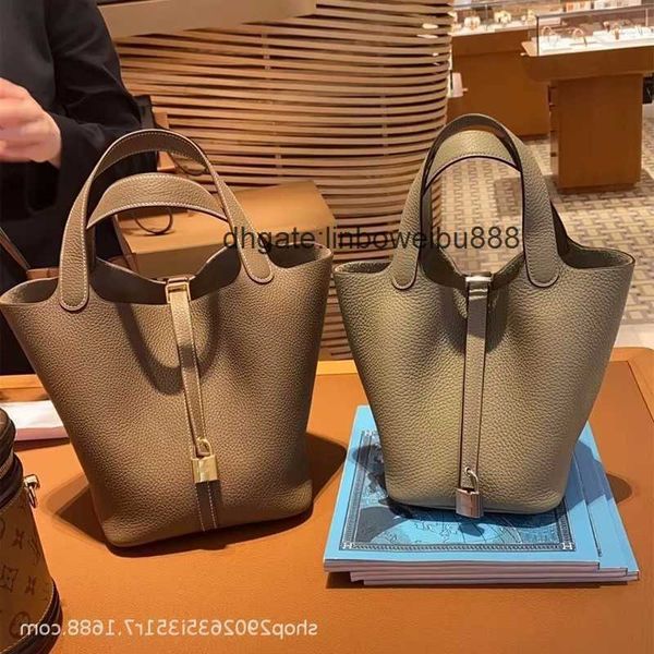 a designer tote bag her mas handbag authentic picotin womens luxury bags spring and summer mother son vegetable basket bag leather litchi pa
a designer tote bag her mas handbag authentic picotin womens luxury bags spring and summer mother son vegetable basket bag leather litchi pa