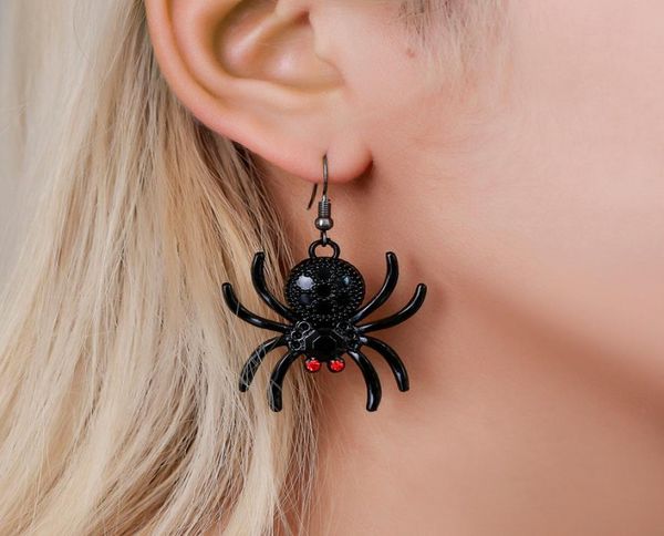 european and american creative spider earrings halloween gift gothic exaggerated metal animal earrings luxury designer jewelry5240324, Golden
european and american creative spider earrings halloween gift gothic exaggerated metal animal earrings luxury designer jewelry5240324, Golden