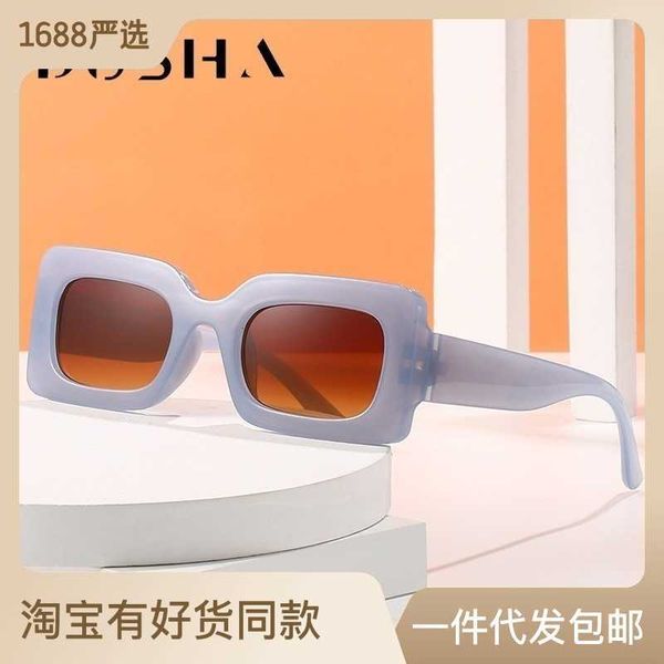 temu candy women's box sunglasses men's ins fashion trendy glasses 3398, White;black
temu candy women's box sunglasses men's ins fashion trendy glasses 3398, White;black