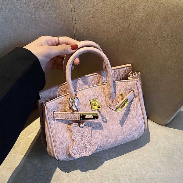 factory designer h ermes brikiss evening bags for women litchi grain handbag 2023 new solid soft leather large capacity commuting wome with
factory designer h ermes brikiss evening bags for women litchi grain handbag 2023 new solid soft leather large capacity commuting wome with