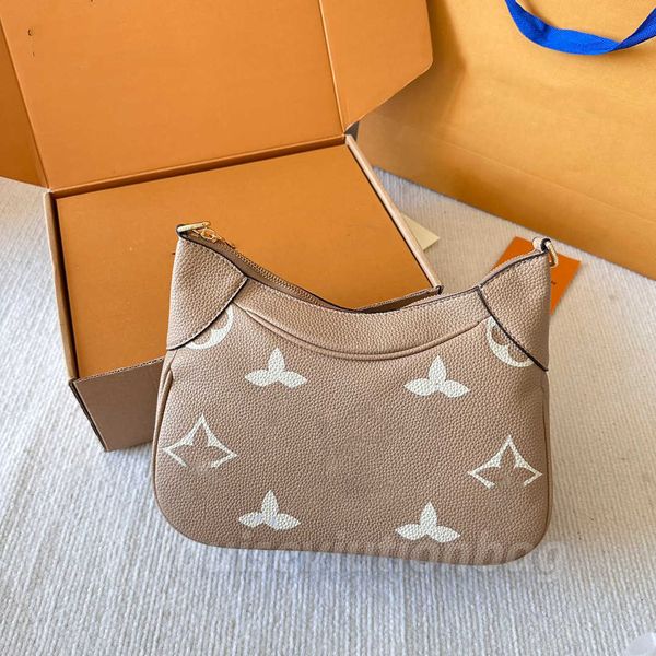 cowhide bagatelle crossbody bags m46002 m46112 luxury designer half moon bag handbag clutch embossed evening cosmetic bags womens classic to
cowhide bagatelle crossbody bags m46002 m46112 luxury designer half moon bag handbag clutch embossed evening cosmetic bags womens classic to