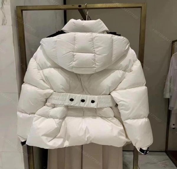 winter designer women down jacket coat hat detachable doublesided belt highend hooded bread jacket logo brand midi ladies 014297, Black
winter designer women down jacket coat hat detachable doublesided belt highend hooded bread jacket logo brand midi ladies 014297, Black