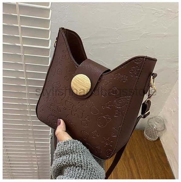 drawstring 2023 new korean fashion women's bucket bag cross body bag large capacity versatile fashion embossed shoulder bag women'
drawstring 2023 new korean fashion women's bucket bag cross body bag large capacity versatile fashion embossed shoulder bag women'