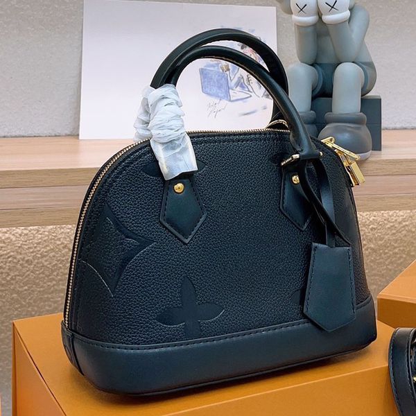 crossbody bag luxury handbag shell bags women shoulder messenger totes emboss purse fashion leather tote bag brand ladies wallet designer ha
crossbody bag luxury handbag shell bags women shoulder messenger totes emboss purse fashion leather tote bag brand ladies wallet designer ha