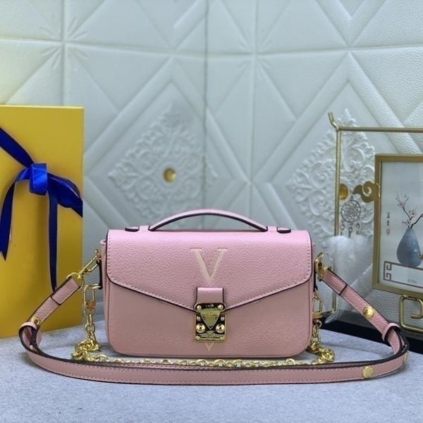 designer handbag women's shoulder bag luxury women's crossbody bag classic letter leather messenger bag chain bag recommended
designer handbag women's shoulder bag luxury women's crossbody bag classic letter leather messenger bag chain bag recommended