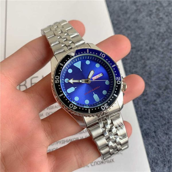 quartz watch product jingjia business six pin multifunctional rubber, Slivery;black
quartz watch product jingjia business six pin multifunctional rubber, Slivery;black