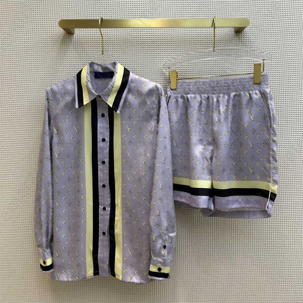 women track suit shirt with sport shorts silver gray with yellow old flower print design color block collar blouse and athletic shorts two p, White
women track suit shirt with sport shorts silver gray with yellow old flower print design color block collar blouse and athletic shorts two p, White
