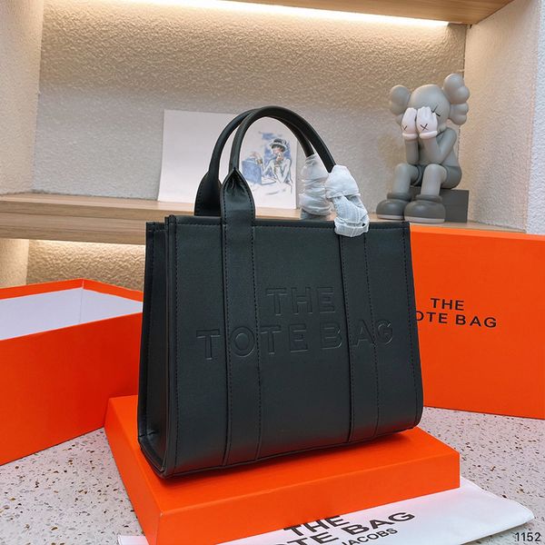 designer tote bags four seasons crossbody shopping bag designer purses and handbags lady luxury famous brands pu shoulder bag for women gift
designer tote bags four seasons crossbody shopping bag designer purses and handbags lady luxury famous brands pu shoulder bag for women gift