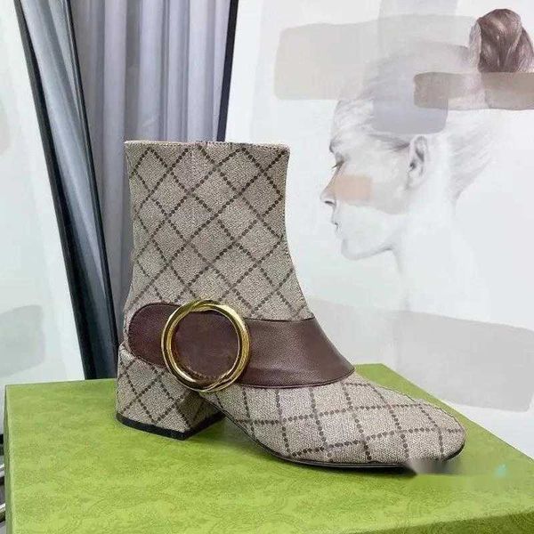 designer -woman zipper boots metal buckle boot leather lady belt buckle high heels fashion autumn winter thick heel women shoes large size 3, Black
designer -woman zipper boots metal buckle boot leather lady belt buckle high heels fashion autumn winter thick heel women shoes large size 3, Black