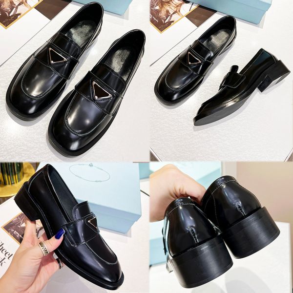 unlined brushed leather loafers black 1d238 enameled metal triangle logo upper with leather band rubber sole loafer leisure business flat wo
unlined brushed leather loafers black 1d238 enameled metal triangle logo upper with leather band rubber sole loafer leisure business flat wo
