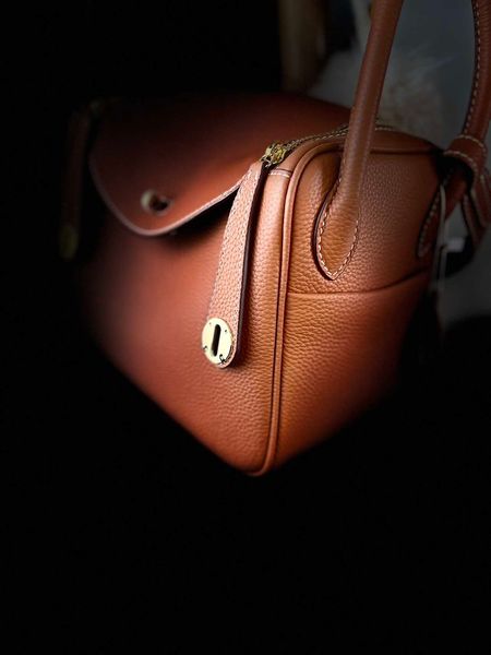 h ermes lindiss tote bags online store the 2023 doctors bag has a natural drape light luxury and highend feel full capacity capable versatil
h ermes lindiss tote bags online store the 2023 doctors bag has a natural drape light luxury and highend feel full capacity capable versatil