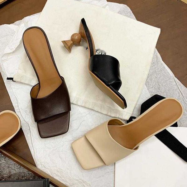 slippers open toed muller outdoor women summer fashion abnormal heeled soft leather high heels flip flops solid vintage, Black
slippers open toed muller outdoor women summer fashion abnormal heeled soft leather high heels flip flops solid vintage, Black