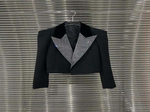 new short suit in early spring0123456789101112137918582, Black;brown
new short suit in early spring0123456789101112137918582, Black;brown