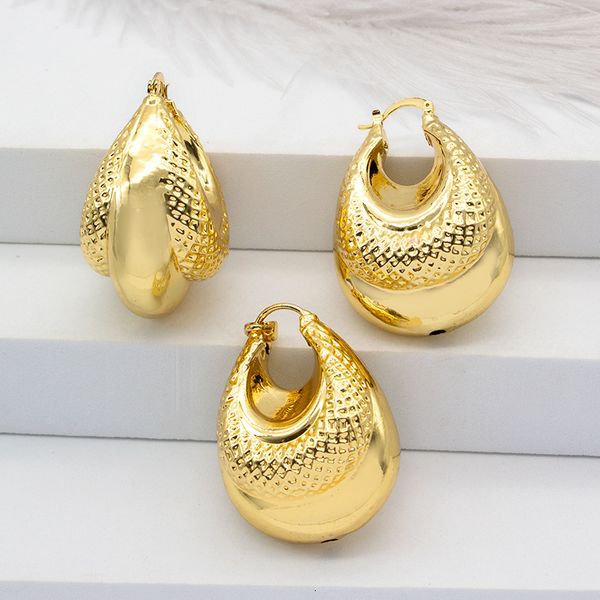 wedding jewelry sets golden set for women hoop earrings pendant 24k gold plated copper necklace ladies party anniversary gifts 230808, Slivery;golden
wedding jewelry sets golden set for women hoop earrings pendant 24k gold plated copper necklace ladies party anniversary gifts 230808, Slivery;golden