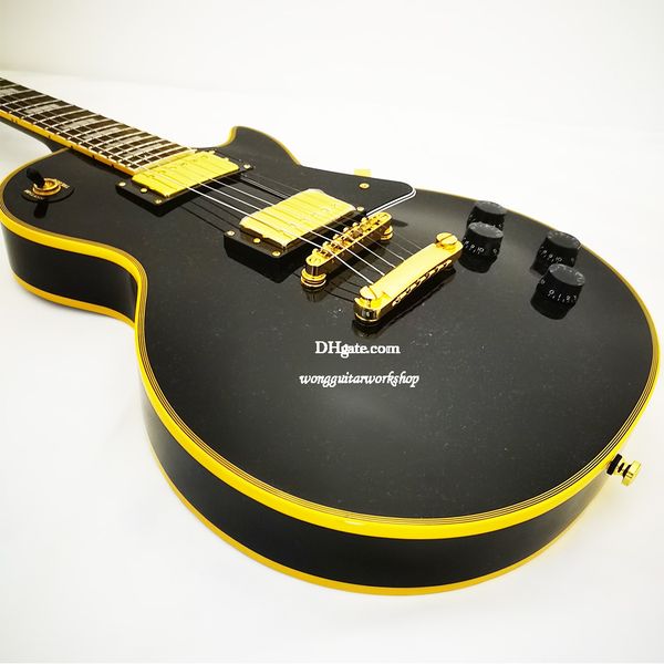 1969 lp custom black vintage beauty reissue lp custom glossy black maple solid mahogany electric guitar with yellow binding and diamond inla
1969 lp custom black vintage beauty reissue lp custom glossy black maple solid mahogany electric guitar with yellow binding and diamond inla