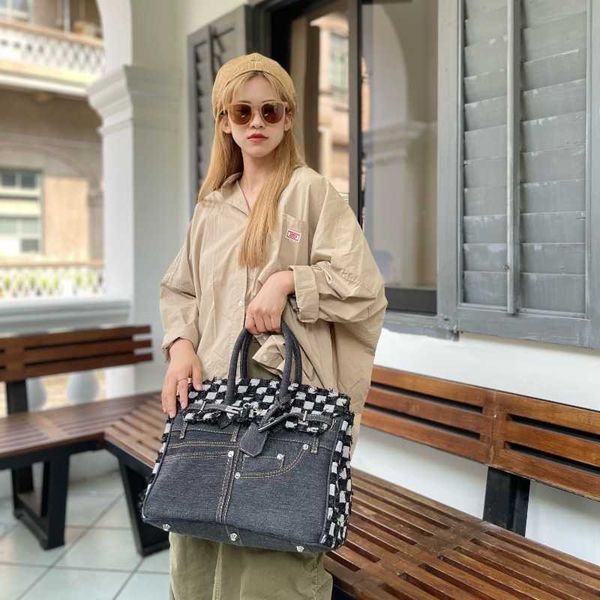 casual h ermes brikiss shoulder bags for women online store 2023 new autumn color contrast tassel checkerboard denim jeans pocket design bag 
casual h ermes brikiss shoulder bags for women online store 2023 new autumn color contrast tassel checkerboard denim jeans pocket design bag