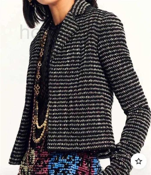 2023 designer jacket women coats women jacket plus size fashion chains jacket tweed camellia jackets womens cardigan mother's day gift, Black;brown
2023 designer jacket women coats women jacket plus size fashion chains jacket tweed camellia jackets womens cardigan mother's day gift, Black;brown