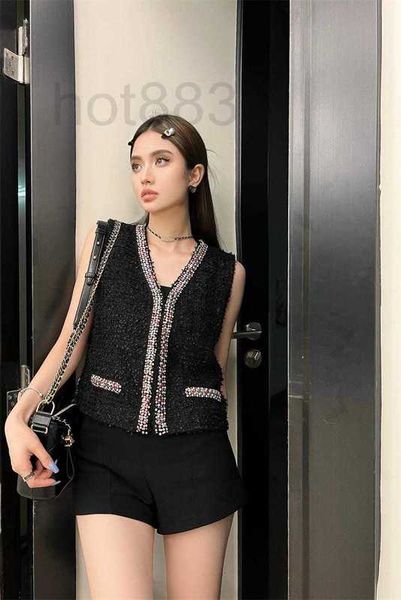 new 2023 designer clothes women jacket vest women clothing beads fashion jacket tweed camellia coats cardigan mother's day gift s33j, Black;brown
new 2023 designer clothes women jacket vest women clothing beads fashion jacket tweed camellia coats cardigan mother's day gift s33j, Black;brown