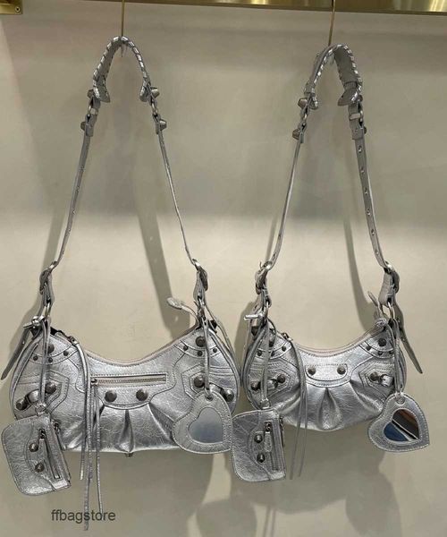 girl cagole bag spicy girl cool bags cool le evening sweet designer neocagole 23 locomotive 3-in-1 rivet crescent leather pleated underarm y
girl cagole bag spicy girl cool bags cool le evening sweet designer neocagole 23 locomotive 3-in-1 rivet crescent leather pleated underarm y