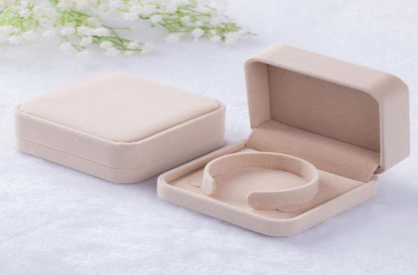 909040mm velvet jewelry box bracelet bangle box gift box jewelry packaging display beige4200915, Black;white
909040mm velvet jewelry box bracelet bangle box gift box jewelry packaging display beige4200915, Black;white